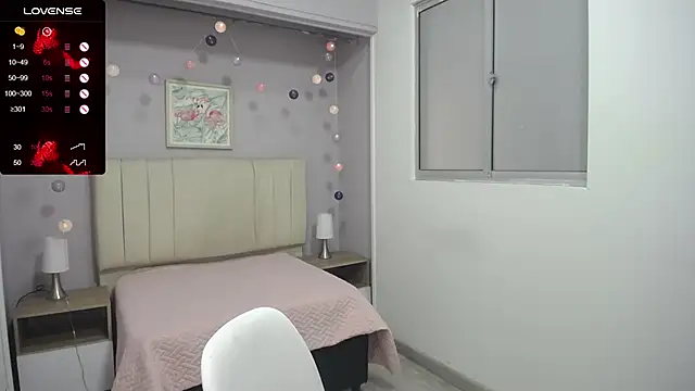 Snapshot of ema_saenz chatting on 12-12-24, 07:37 ema saenz online show from 12-12-24, 07:37