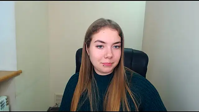 Snapshot of zoey_deuttch chatting on 12-02-24, 02:41 zoey deuttch online show from 12-02-24, 02:41