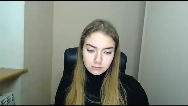 Snapshot of zoey_deuttch chatting on 12-05-24, 10:23 zoey deuttch online show from 12-05-24, 10:23