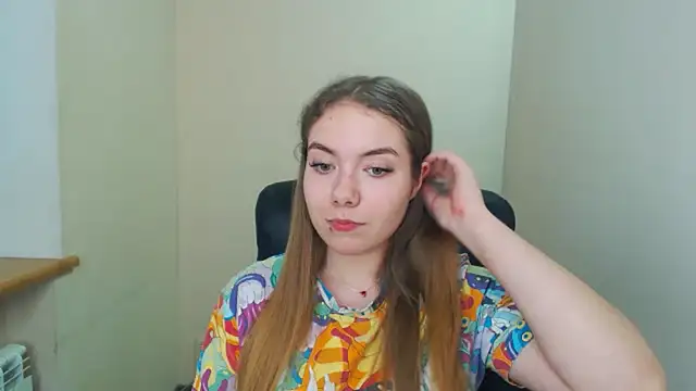 Snapshot of zoey_deuttch chatting on 01-05-25, 03:00 zoey deuttch online show from 01-05-25, 03:00