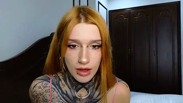 SophieInkk online show from 05-15-26, 03:35