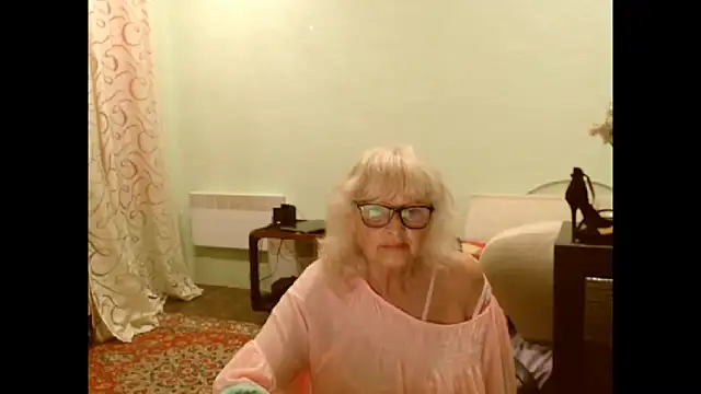 Natali7634 online show from 05-17-26, 05:09