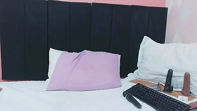 kinkyhousewifee online show from 05-16-26, 07:45