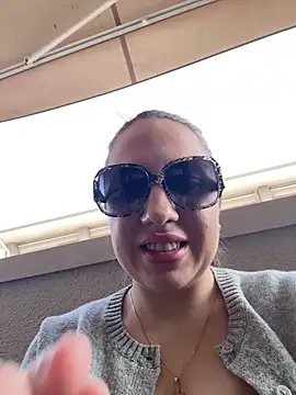 Snapshot of Sashabunny chatting on 02-27-26, 01:22 Sashabunny online show from 02-27-26, 01:22