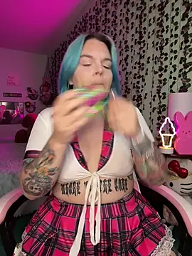 CherryBombBomb online show from 04-04-26, 12:31