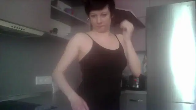 SunElizabeth online show from 05-07-26, 03:34