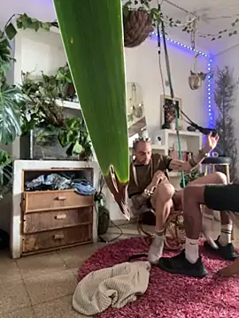 EnricoGio online show from 04-11-26, 12:09