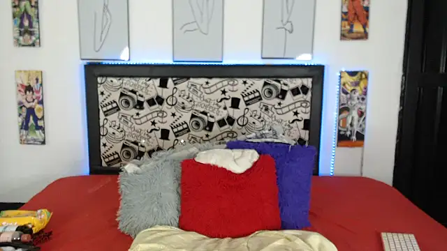 Rihana14 online show from 03-04-26, 09:43