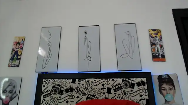 Rihana14 online show from 05-22-26, 08:25