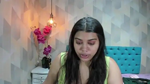 LindaBreeS online show from 06-21-26, 02:30