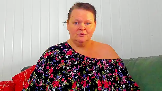 MilanaBiegert online show from 02-25-26, 10:03