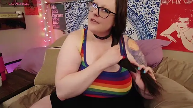 AmyAphrodite online show from 04-11-26, 05:12
