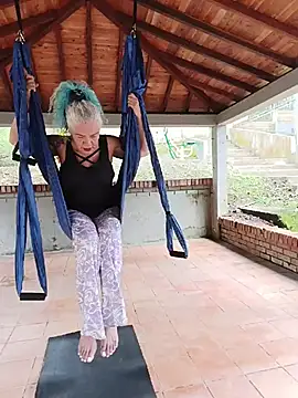 freyadevil333 online show from 04-03-26, 07:56