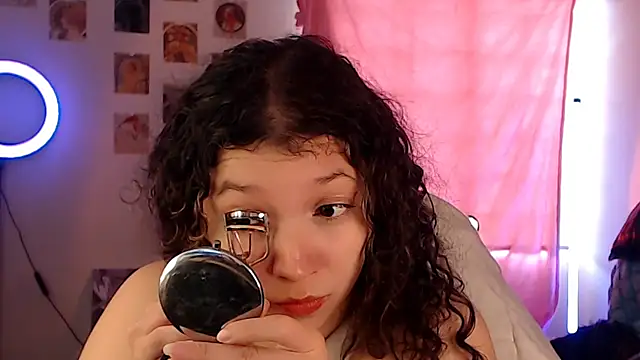 AllyDonfort online show from 04-28-26, 09:53