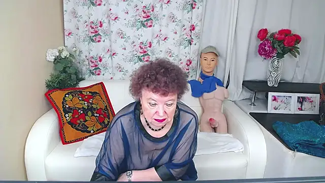 YourHotGranny online show from 05-27-26, 11:07