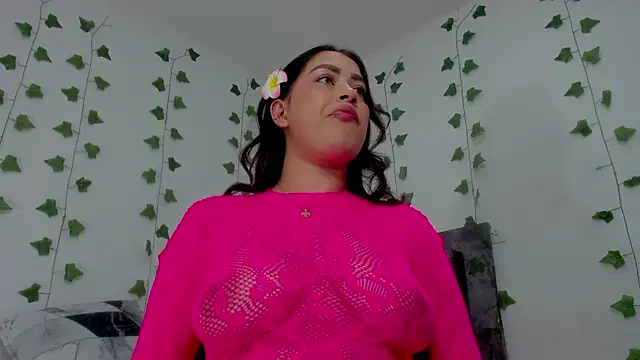 Miaa Garcia online show from 05-06-26, 10:04
