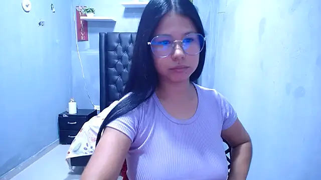 Snapshot of Letty_Plugxo chatting on 06-11-26, 01:31 Letty Plugxo online show from 06-11-26, 01:31