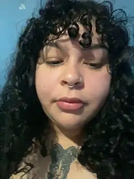 Snapshot of Kimberliprivv chatting on 06-02-26, 03:58 Kimberliprivv online show from 06-02-26, 03:58