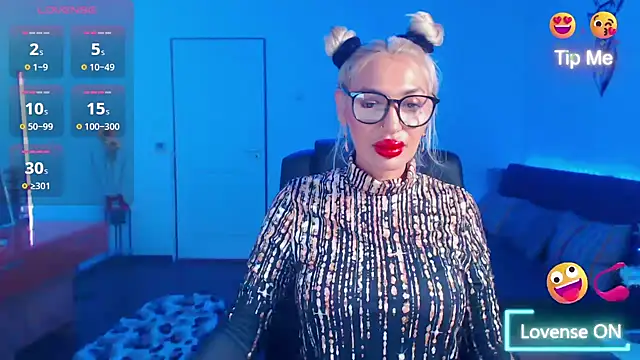 beauty chl0e online show from 12-17-25, 07:31