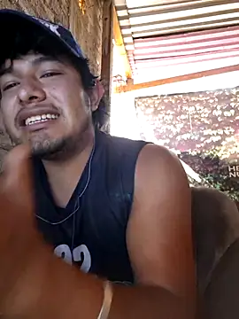 GusssHOT online show from 04-15-26, 03:08