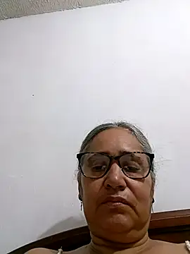  candi online show from 04-12-26, 05:45