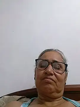  candi online show from 05-20-26, 12:28