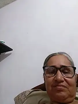  candi online show from 05-26-26, 03:57