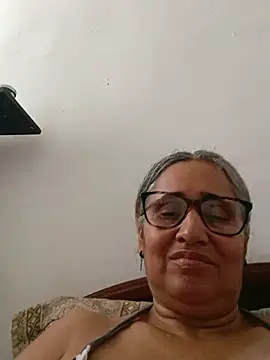 candi online show from 05-26-26, 04:14