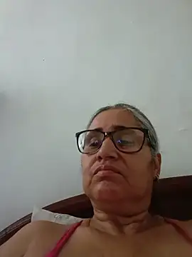 Snapshot of _candi chatting on 06-18-26, 11:36 candi online show from 06-18-26, 11:36