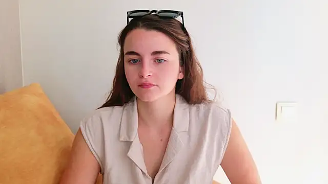 Snapshot of Miss_Arwen chatting on 07-20-26, 06:49 Miss Arwen online show from 07-20-26, 06:49