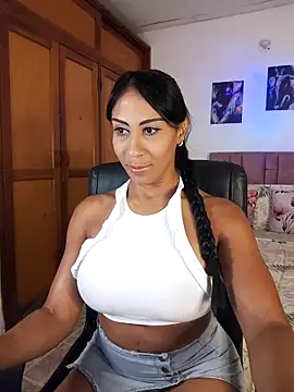 charlotte bayron02 online show from 03-23-26, 01:20