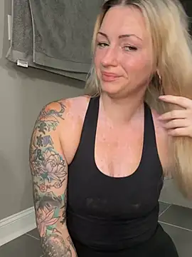MaggieMayI89 online show from 07-11-26, 12:52