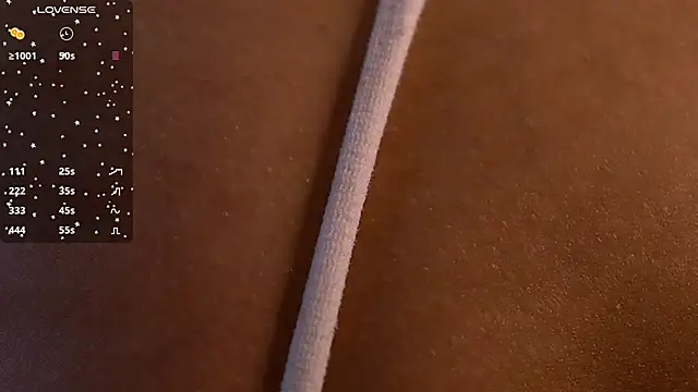 Snapshot of CynthiaWest chatting on 01-14-26, 04:18 CynthiaWest online show from 01-14-26, 04:18