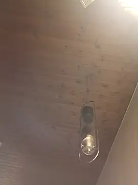 Snapshot of MArciQuarky chatting on 02-13-25, 01:19 MArciQuarky online show from 02-13-25, 01:19