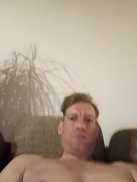 Snapshot of MArciQuarky chatting on 03-21-25, 11:23 MArciQuarky online show from 03-21-25, 11:23