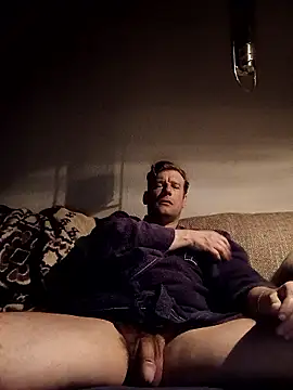 Snapshot of MArciQuarky chatting on 02-15-26, 02:52 MArciQuarky online show from 02-15-26, 02:52