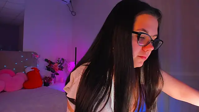 Snapshot of SelenaaSky chatting on 12-27-24, 05:26 SelenaaSky online show from 12-27-24, 05:26