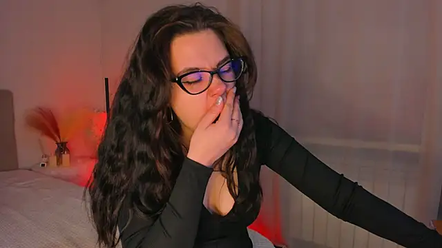 Snapshot of SelenaaSky chatting on 01-18-25, 06:45 SelenaaSky online show from 01-18-25, 06:45