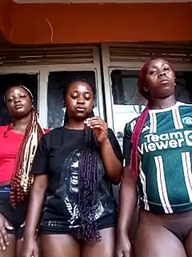 Snapshot of Swit_virgin22 chatting on 03-14-26, 03:28 Swit virgin22 online show from 03-14-26, 03:28