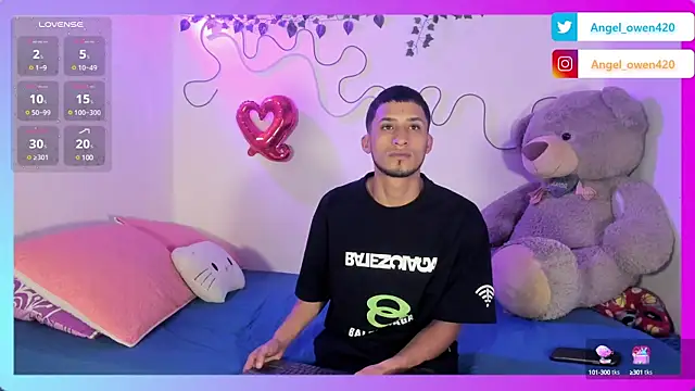 Snapshot of Angel_owen1 chatting on 12-06-24, 11:11 Angel owen1 online show from 12-06-24, 11:11