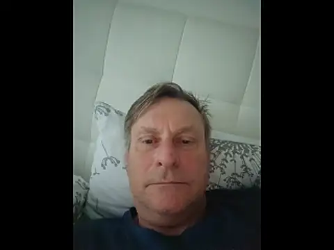 johnnym1 online show from 02-09-26, 06:50