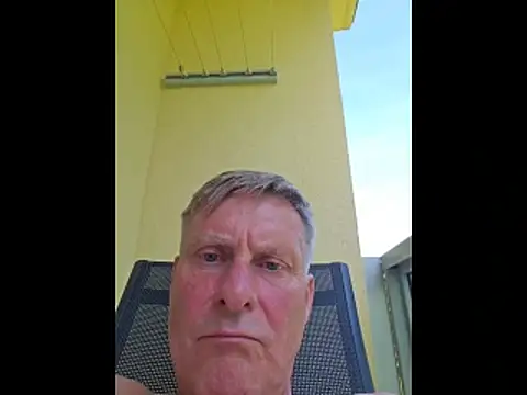 johnnym1 online show from 05-29-26, 12:47