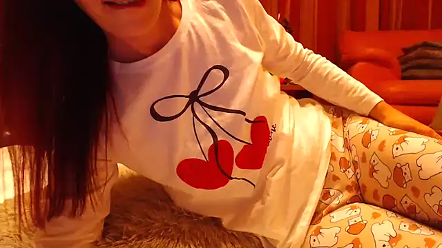 LovelyAndraGirl online show from 04-14-26, 07:09