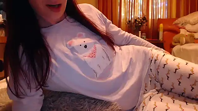 LovelyAndraGirl online show from 05-17-26, 12:01