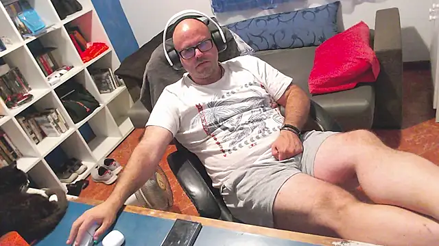 Snapshot of ravingr4d4 chatting on 06-15-26, 10:45 ravingr4d4 online show from 06-15-26, 10:45