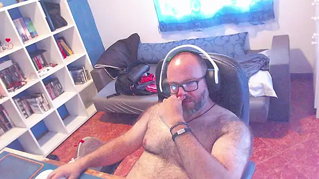 Snapshot of ravingr4d4 chatting on 07-06-26, 03:03 ravingr4d4 online show from 07-06-26, 03:03
