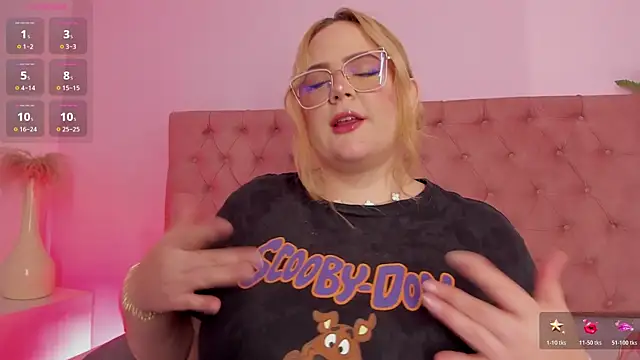 sophiarossee  online show from 12-21-25, 12:12