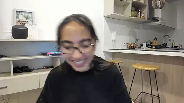 Snapshot of Sophi__a chatting on 02-06-26, 02:49 Sophi a online show from 02-06-26, 02:49