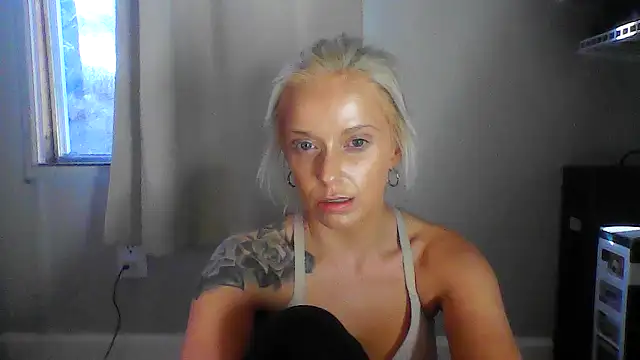 jaidenangel online show from 04-10-26, 12:10