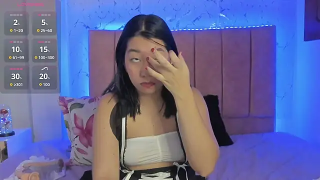 sexylaurita online show from 09-24-25, 01:47